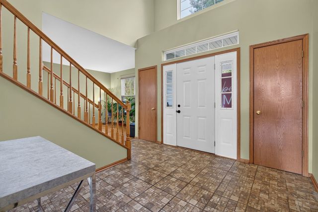 1913 Windstone Drive, Plainfield, IL 60586