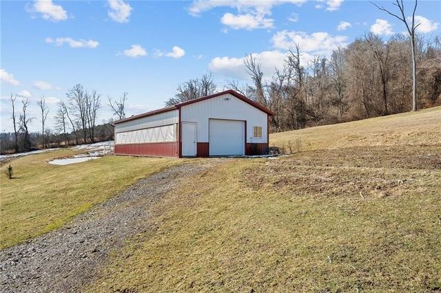 185 Dutch Glory Rd, West Bethlehem, PA 15311