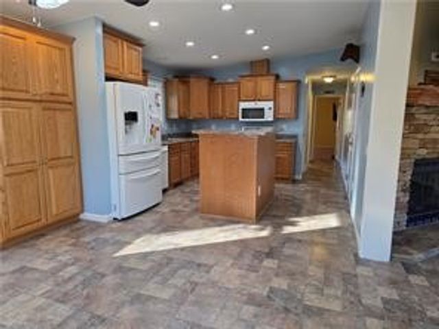 185 Dutch Glory Rd, West Bethlehem, PA 15311