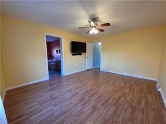 185 Dutch Glory Rd, West Bethlehem, PA 15311