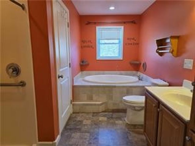 185 Dutch Glory Rd, West Bethlehem, PA 15311