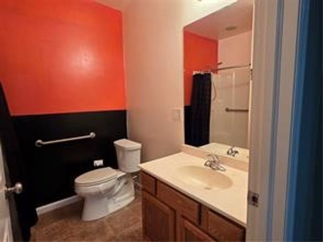 185 Dutch Glory Rd, West Bethlehem, PA 15311