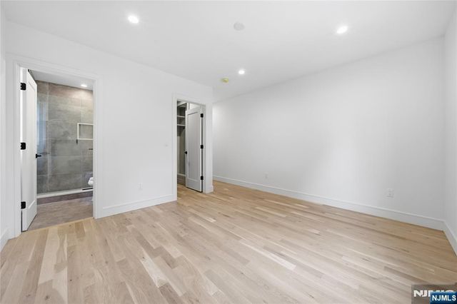 5-31 Boyd Avenue, Fair Lawn, NJ 07410