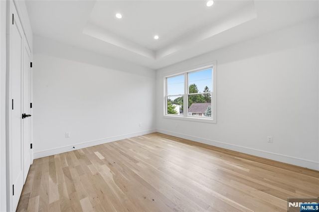 5-31 Boyd Avenue, Fair Lawn, NJ 07410