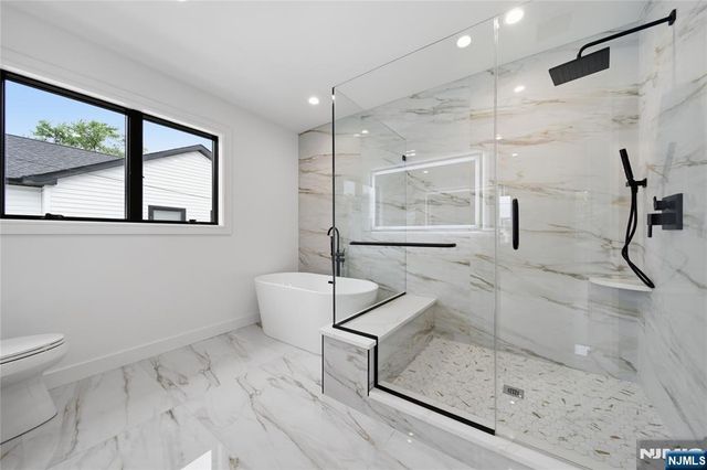 5-31 Boyd Avenue, Fair Lawn, NJ 07410