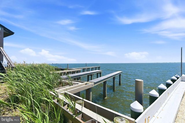 48 PARKER RD, Tuckerton, NJ 08087