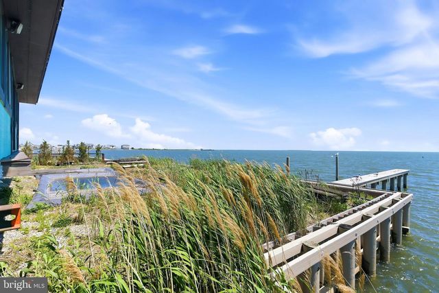 48 PARKER RD, Tuckerton, NJ 08087