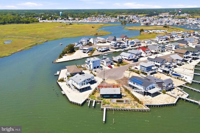 48 PARKER RD, Tuckerton, NJ 08087