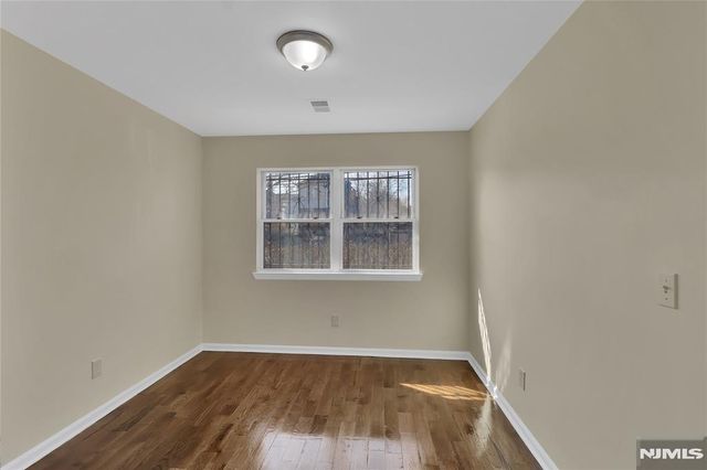 289-291 14th Avenue, Newark, NJ 07103