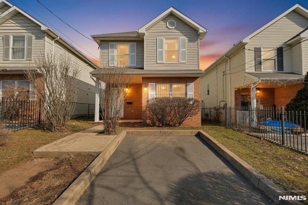 289-291 14th Avenue, Newark, NJ 07103