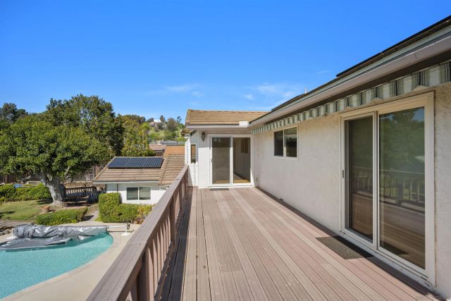 4617 Schaumberg Pl, Bonita, CA 91902