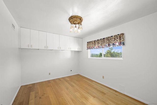 4617 Schaumberg Pl, Bonita, CA 91902