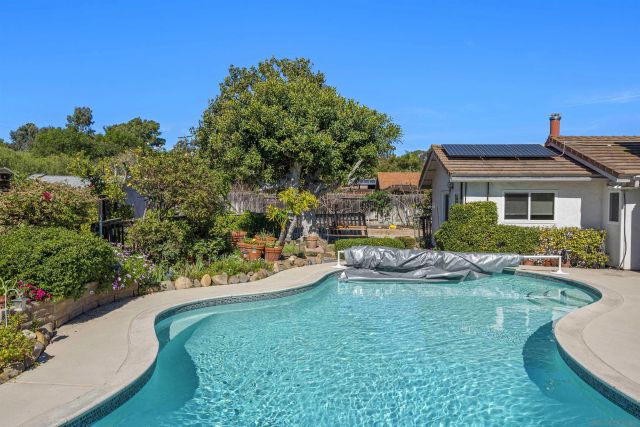 4617 Schaumberg Pl, Bonita, CA 91902