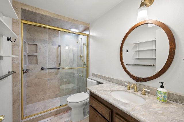 4617 Schaumberg Pl, Bonita, CA 91902