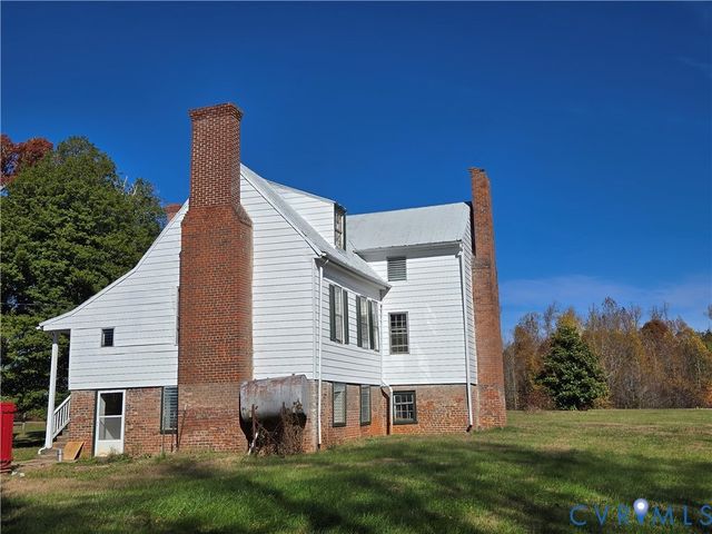 9524 Darlington Heights Rd, Farmville, VA 23901