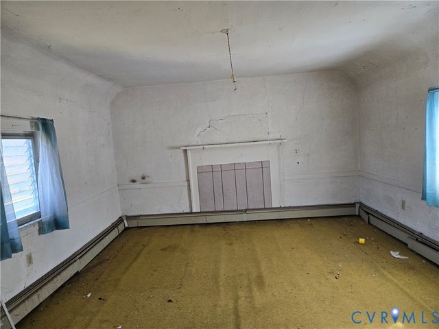 9524 Darlington Heights Rd, Farmville, VA 23901