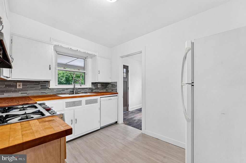 57 BEECH AVE, HAMILTON, NJ 08610 — photo 4