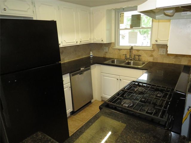 12618 Barbizon Drive, Houston, TX 77089