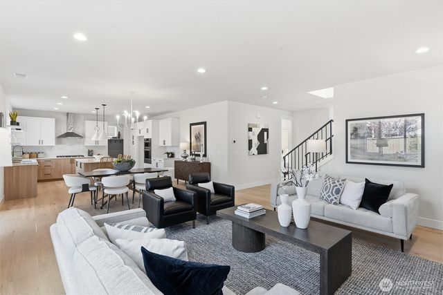 5 213th Place SW, Bothell, WA 98021