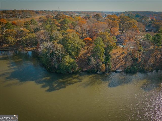 107 Wexford Circle, Bonaire, GA 31005