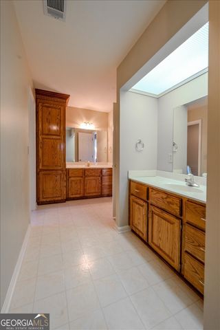 107 Wexford Circle, Bonaire, GA 31005