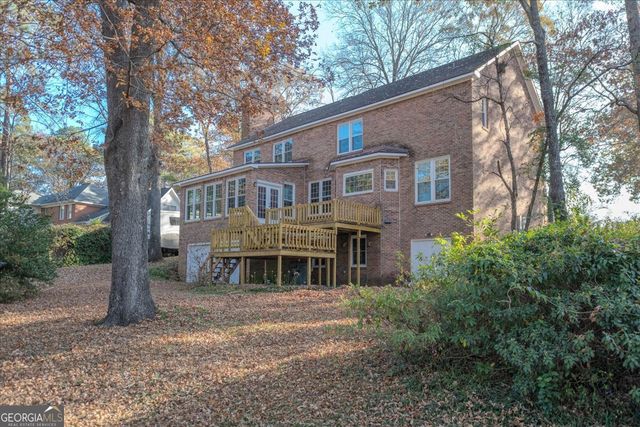 107 Wexford Circle, Bonaire, GA 31005