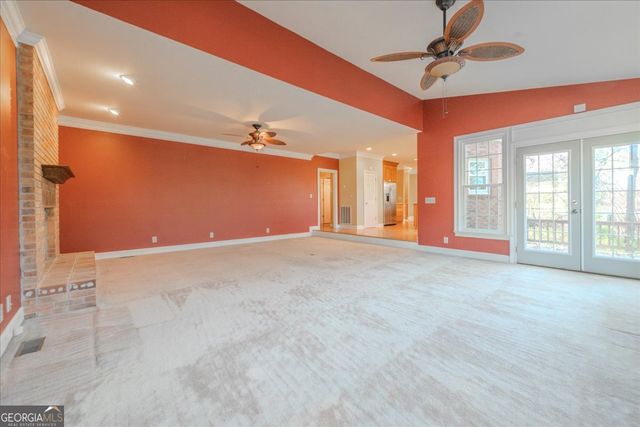 107 Wexford Circle, Bonaire, GA 31005