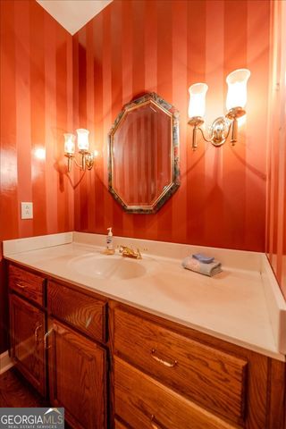 107 Wexford Circle, Bonaire, GA 31005