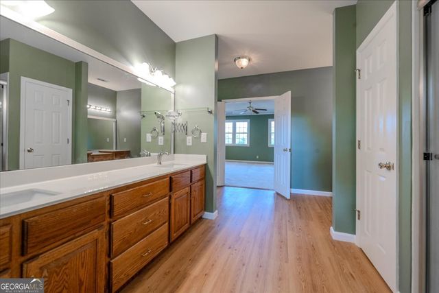 107 Wexford Circle, Bonaire, GA 31005