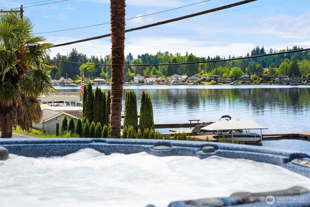 423 S Lake Stevens Road, Lake Stevens, WA 98258