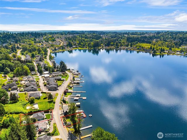 423 S Lake Stevens Road, Lake Stevens, WA 98258