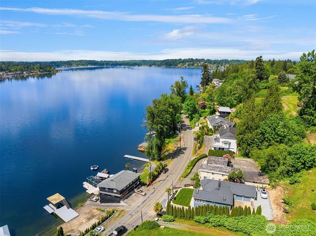 423 S Lake Stevens Road, Lake Stevens, WA 98258