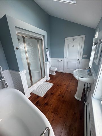 67 Lawrence Court, Tiverton, RI 02878