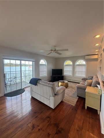 67 Lawrence Court, Tiverton, RI 02878