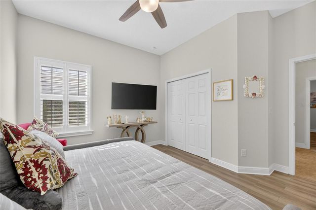 5517 MERRITT ISLAND DRIVE, Apollo Beach, FL 33572