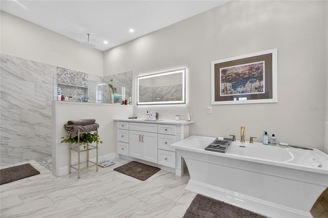 5517 MERRITT ISLAND DRIVE, Apollo Beach, FL 33572