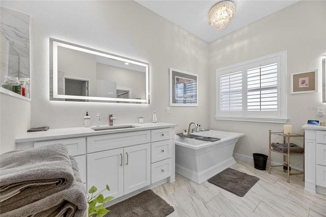 5517 MERRITT ISLAND DRIVE, Apollo Beach, FL 33572