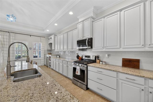 5517 MERRITT ISLAND DRIVE, Apollo Beach, FL 33572