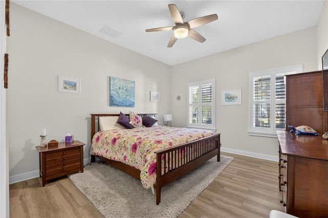 5517 MERRITT ISLAND DRIVE, Apollo Beach, FL 33572