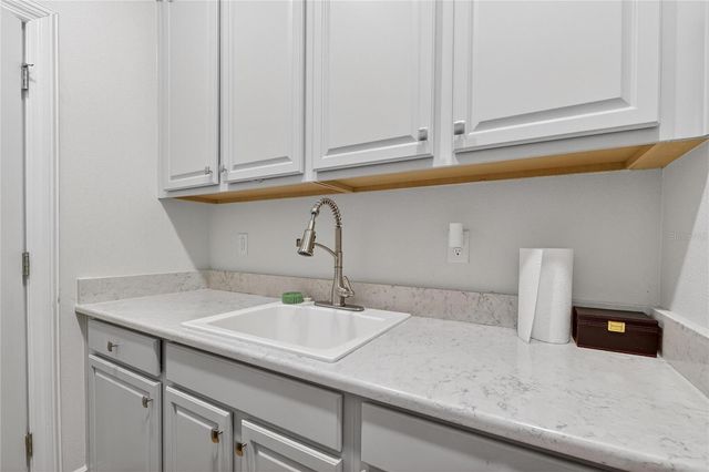 5517 MERRITT ISLAND DRIVE, Apollo Beach, FL 33572