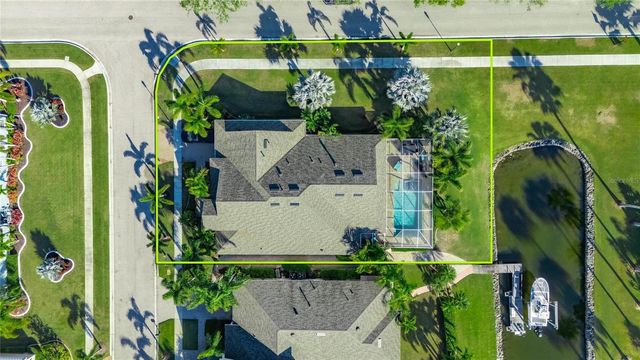 5517 MERRITT ISLAND DRIVE, Apollo Beach, FL 33572