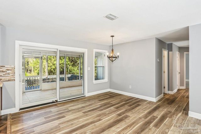 4900 Shell Rd, Milton, FL 32583