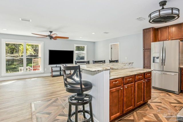 4900 Shell Rd, Milton, FL 32583