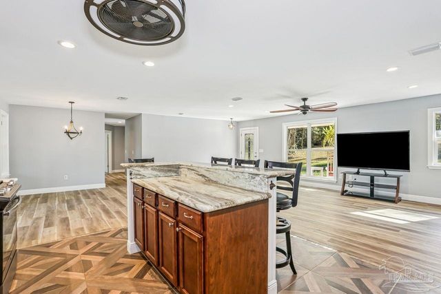 4900 Shell Rd, Milton, FL 32583