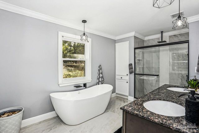 4900 Shell Rd, Milton, FL 32583