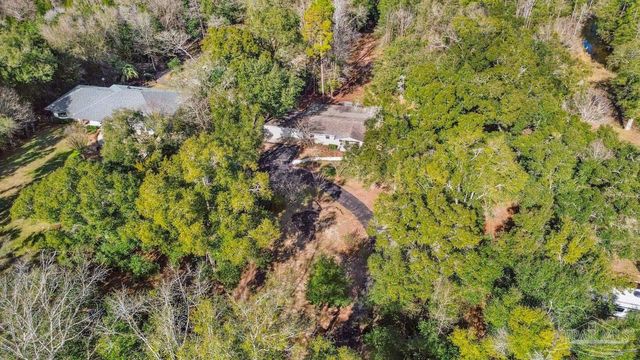 4900 Shell Rd, Milton, FL 32583