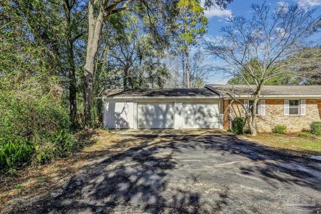 4900 Shell Rd, Milton, FL 32583