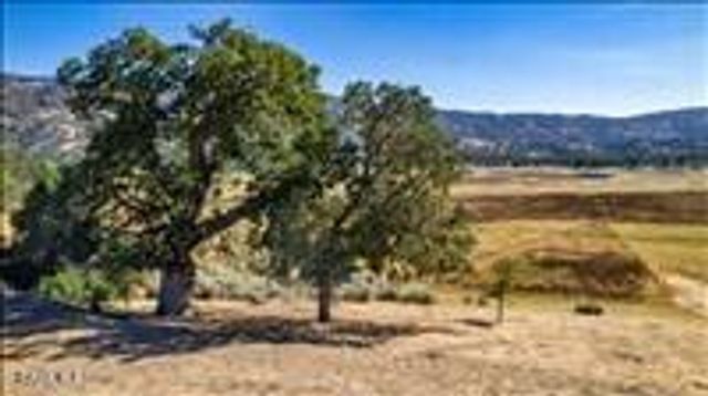 23700 Dart Drive, Tehachapi, CA 93561