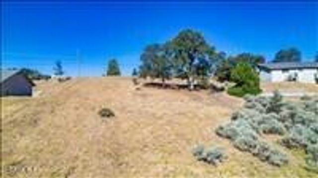 23700 Dart Drive, Tehachapi, CA 93561