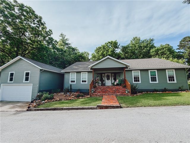 823 W Alma, Harrison, AR 72601